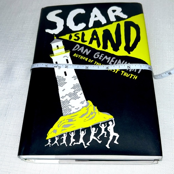 Scar Island Children’s Chapter Book 📖 Best Book of the Month - Picture 5 of 9